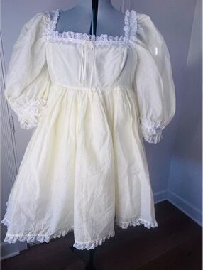 Gossameer Puff Butter by Selkie -  one of a kind - size XXL